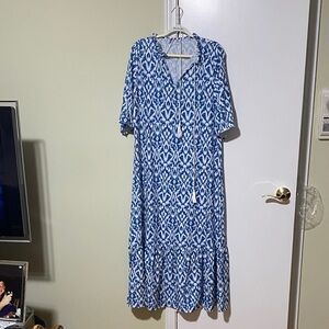 Chic Blue Patterned Maxi Dress